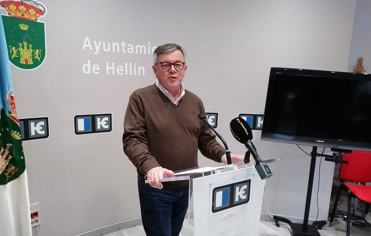 El alcalde de Hellín declara en el juzgado tras la denuncia por precintar una instalación en el polígono La Fuente
