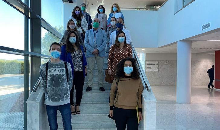 El Hospital de Almansa inicia su actividad docente tres nuevos residentes de Atención Familiar y Comunitaria