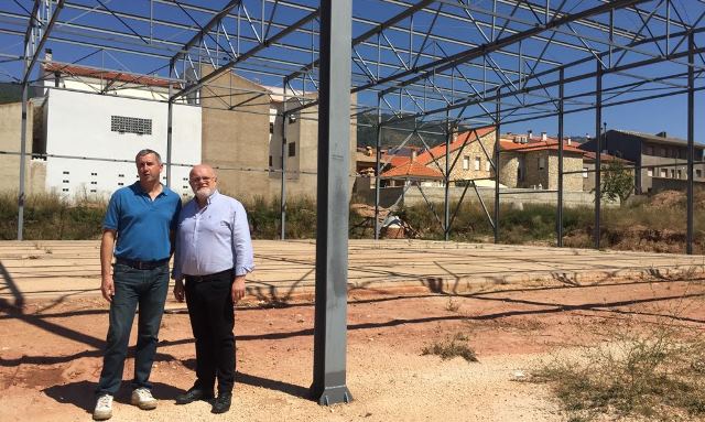 La Junta destina 350.000 euros para cerrar y acondicionar las pistas polideportivas de la localidad de Riópar (Albacete)