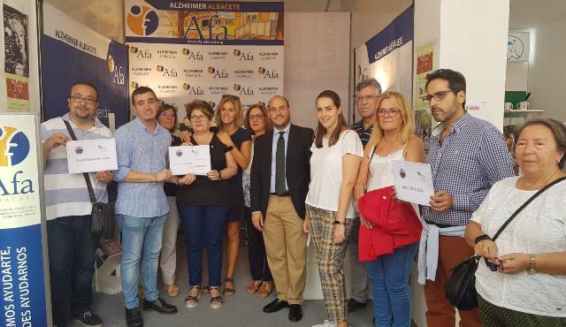 La Semana Santa de Albacete colabora con las familias de enfermos de Alzheimer