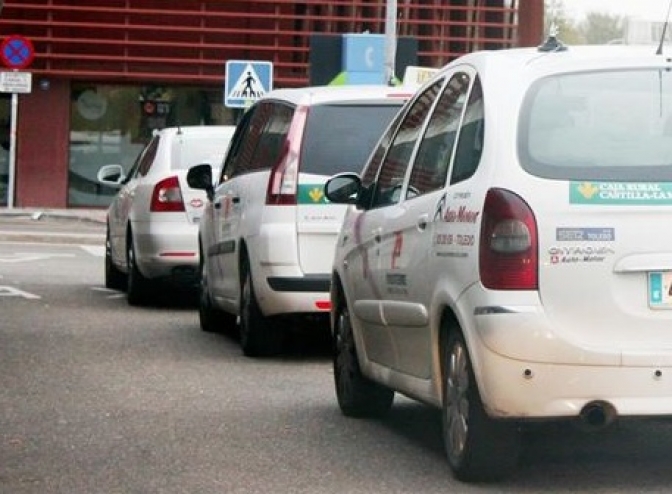 Imagen de archivo del servicio de taxi en Castilla-La Mancha.