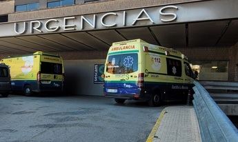 Hospitalizado un trabajador de 42 años en Albacete tras caerle encima material industrial, en Campollano