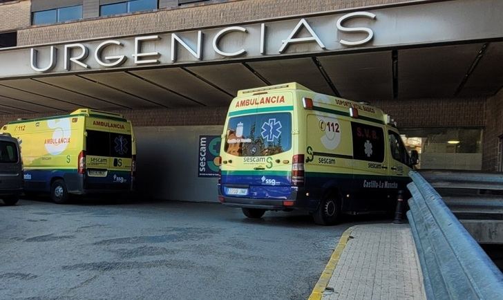 Trasladan al hospital de Albacete a un trabajador de 56 años que se caído de una altura de 3 metros en Alcalá del Júcar