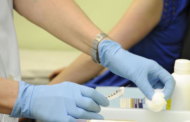 Castilla-La Mancha empezará a administrar la nueva vacuna vírica cuádruple durante este año