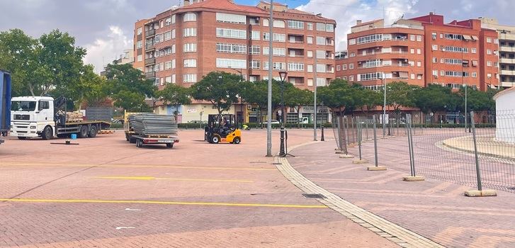 El Ayuntamiento de Albacete valla la zona de carpas y atracciones de Feria para agilizar el montaje